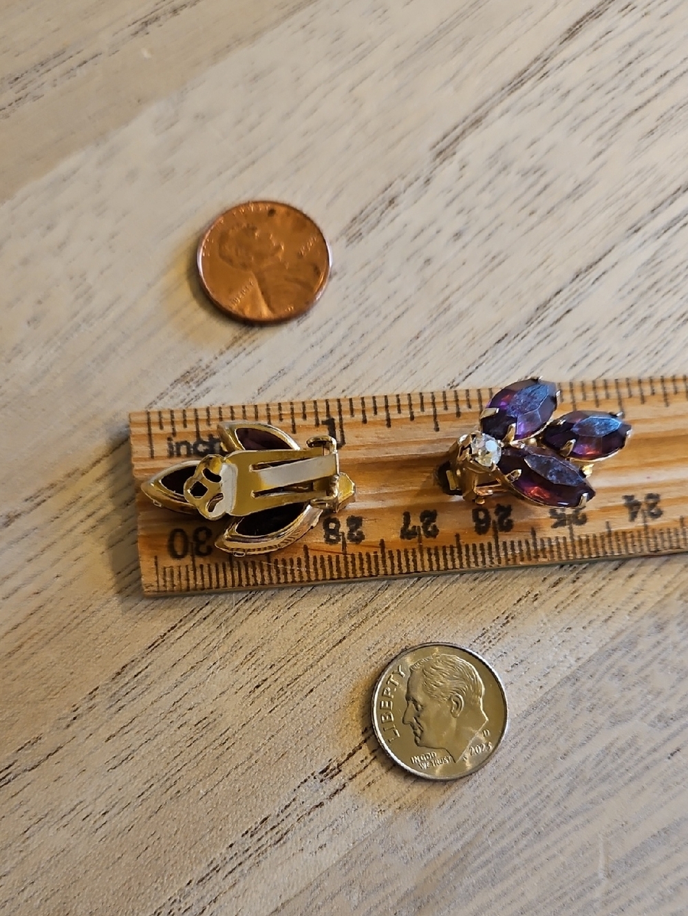 Vintage Purple and Clear Rhinestone Marquise Cluster Clip On Earrings - Picture 4 of 5